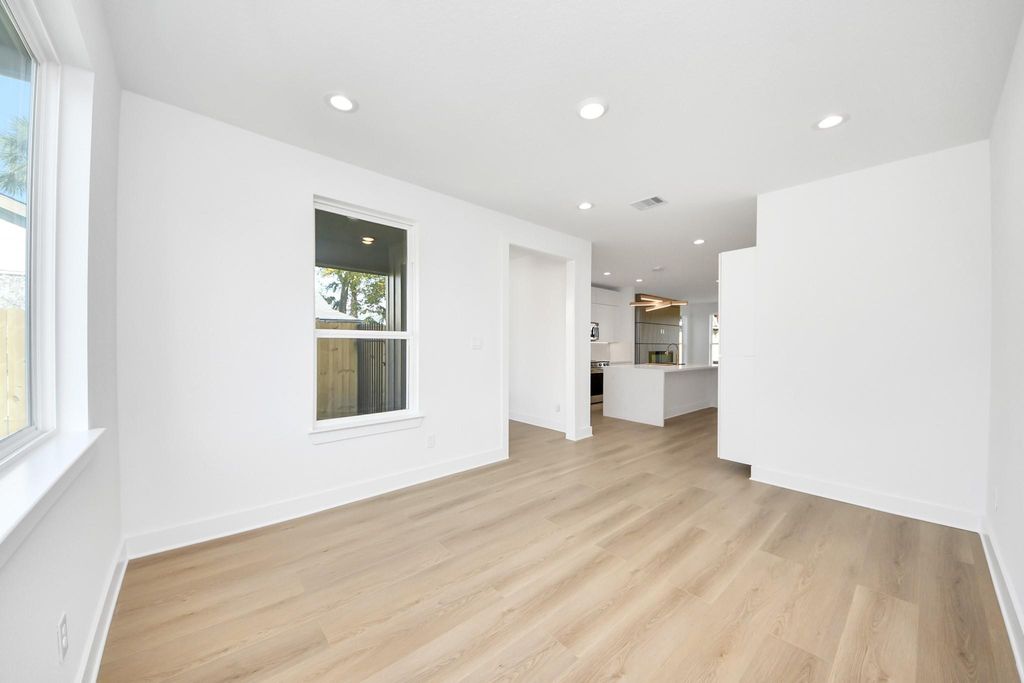 Photo of 5722 Horton Street, Houston, TX 77026 (MLS # 45459366)