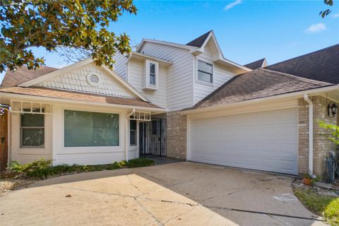 Photo of 3223 S Briar Knoll Drive, Houston, TX 77082 (MLS # 84421619)