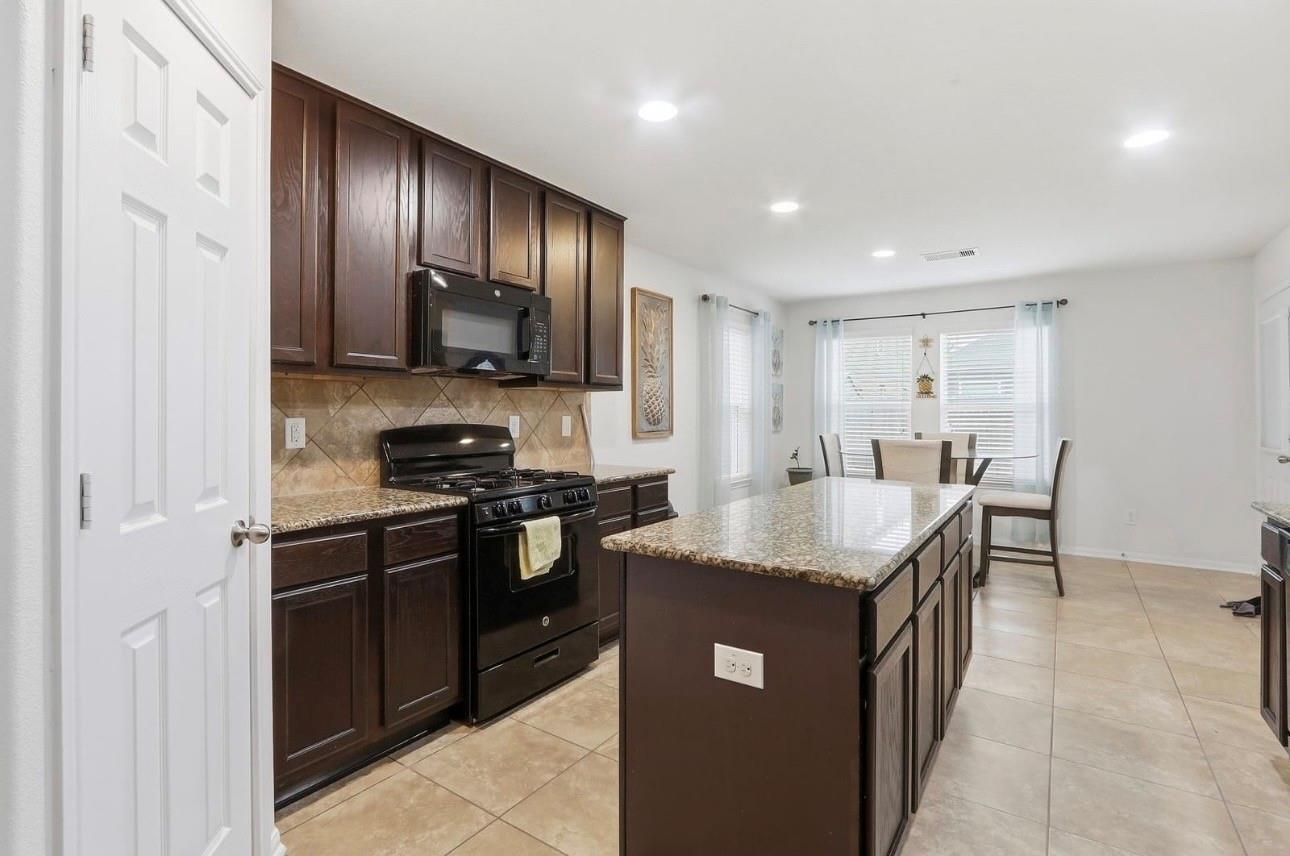 4230 Leafy Bought Court