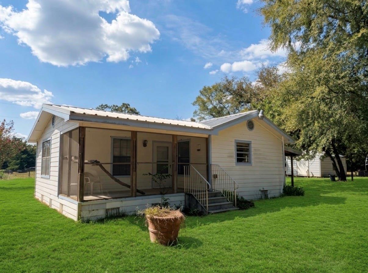 17882 County Road 431
