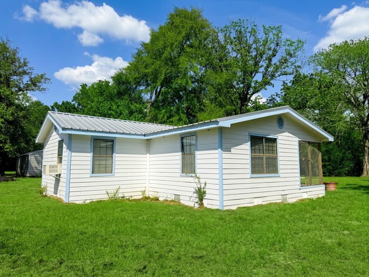 17882 County Road 431