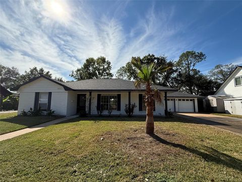 Photo of 15714 Torry Pines Road, Houston, TX 77062 (MLS # 71500548)