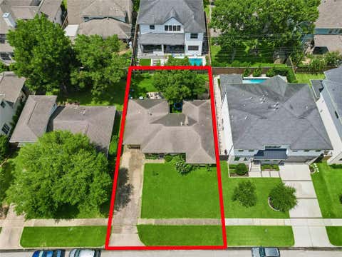 Photo of 5204 Mimosa Drive, Bellaire, TX 77401 (MLS # 96111382)