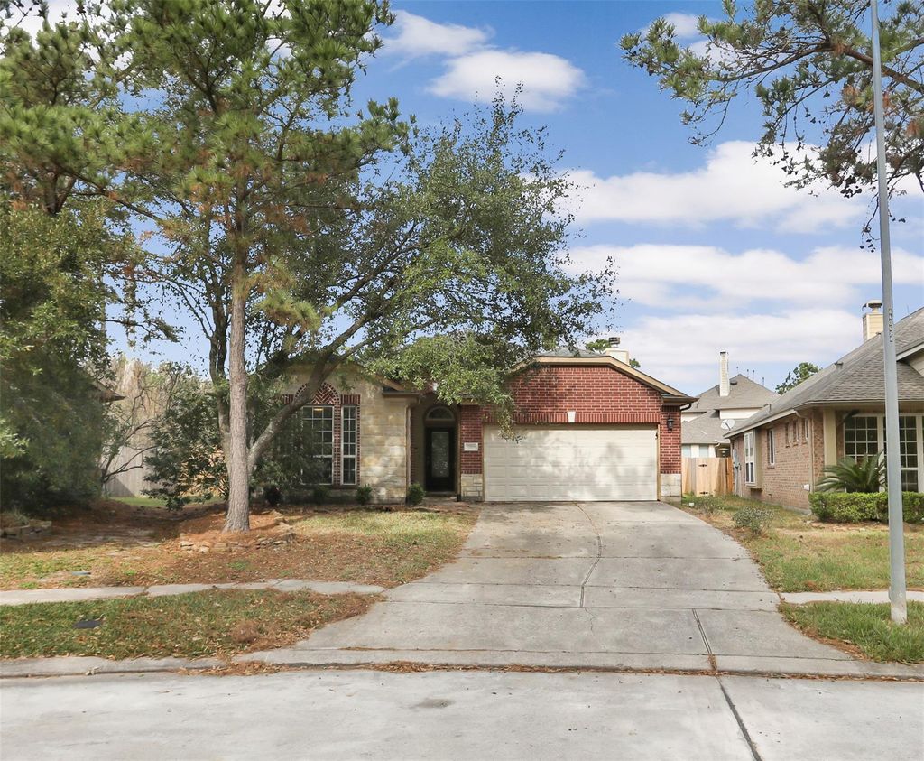 Photo of 17110 Tupelo Garden Circle, Humble, TX 77346 (MLS # 21907326)