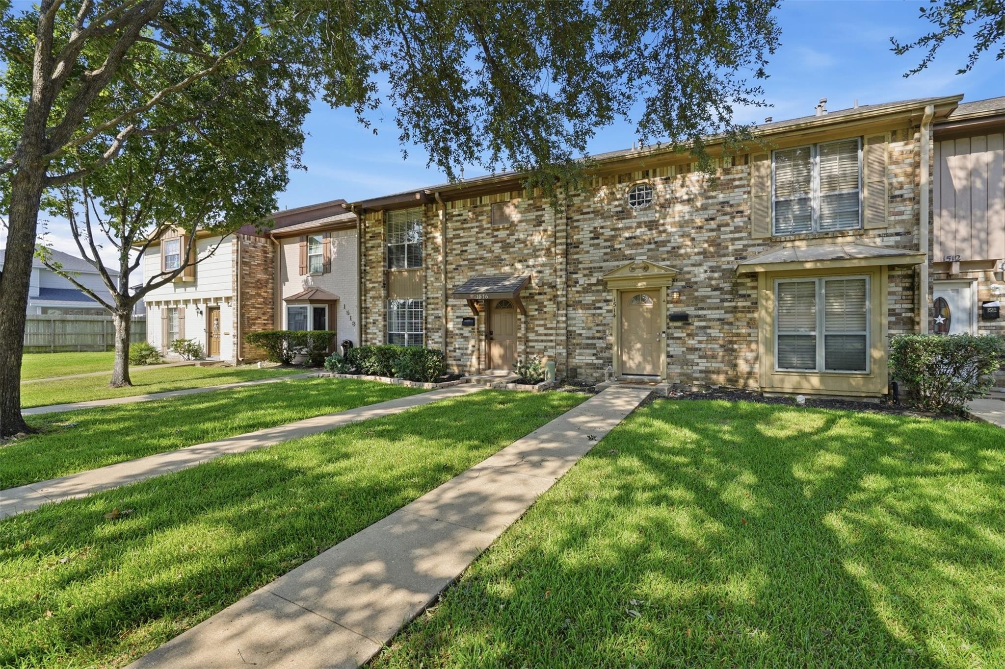 1516 S 8th Street