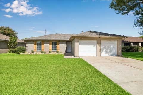 Photo of 1113 Canyon Springs Drive, La Porte, TX 77571 (MLS # 82086318)
