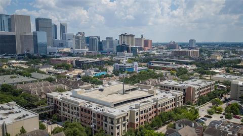 Tiny photo for 2700 Brazos Street #4504, Houston, TX 77006 (MLS # 77136924)