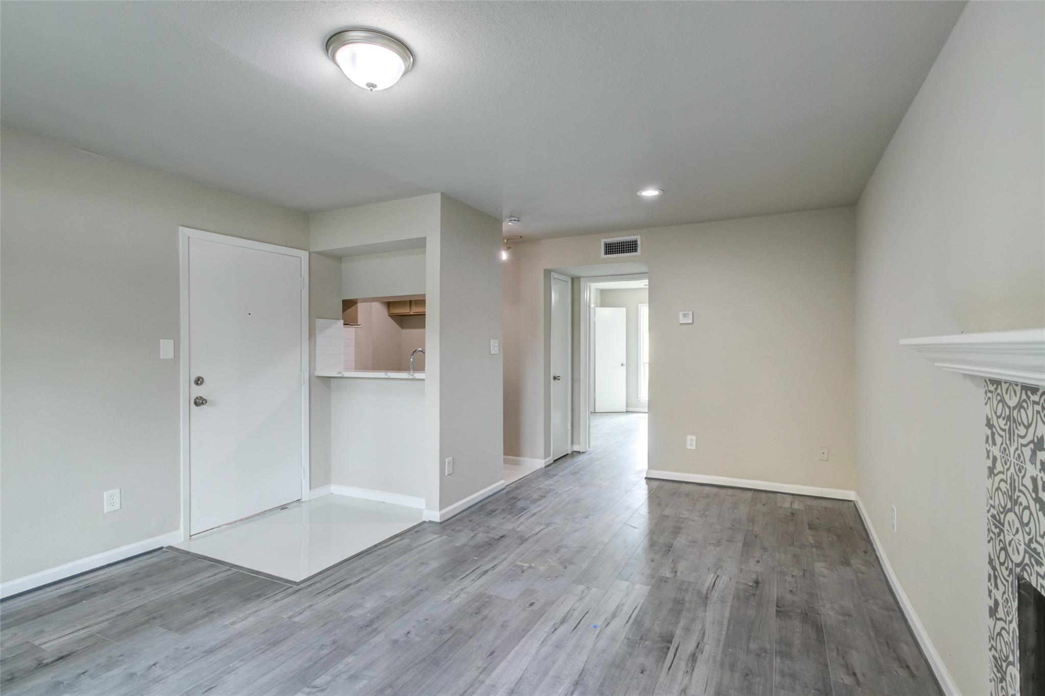 3300 Pebblebrook Drive 15