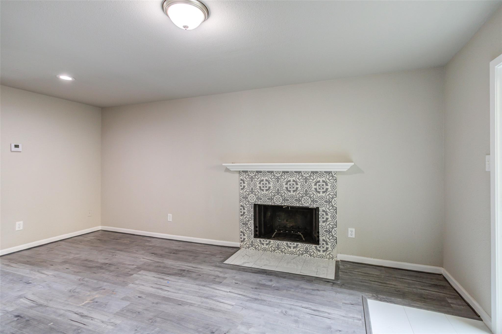 3300 Pebblebrook Drive 15