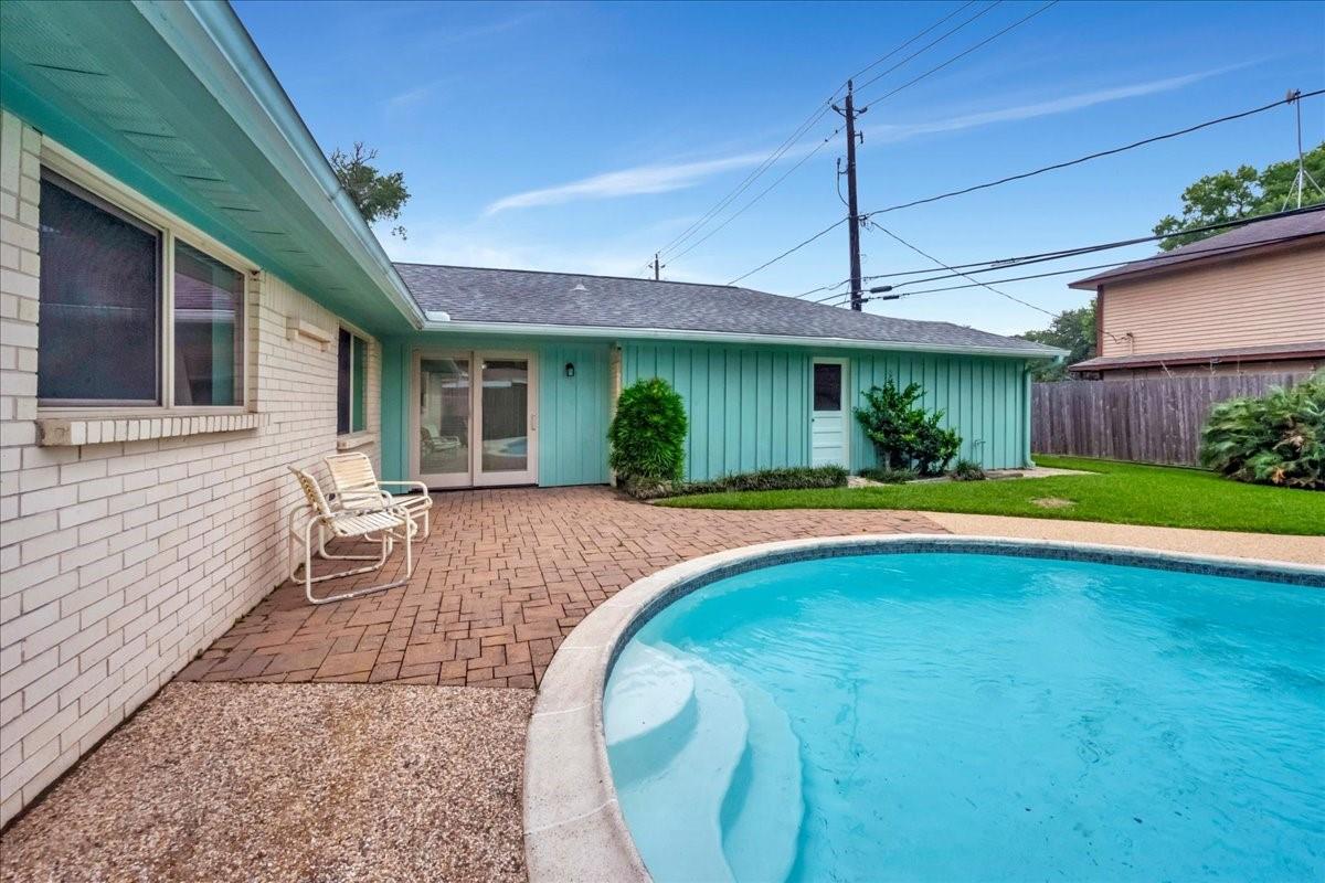 503 Whitecap Drive