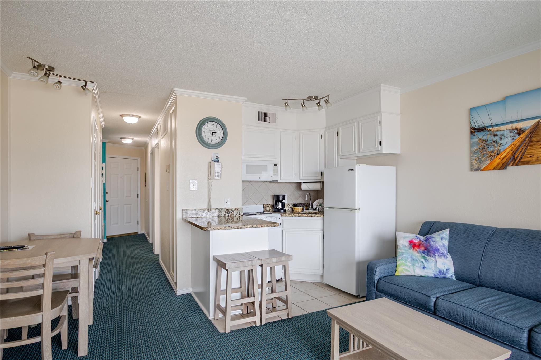 6102 Seawall Boulevard 323