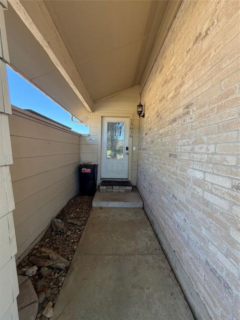 Photo of 13616 Garden Grove Court #371, Houston, TX 77082 (MLS # 47934171)