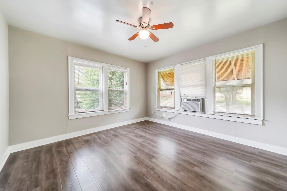 3205 Illinois Street