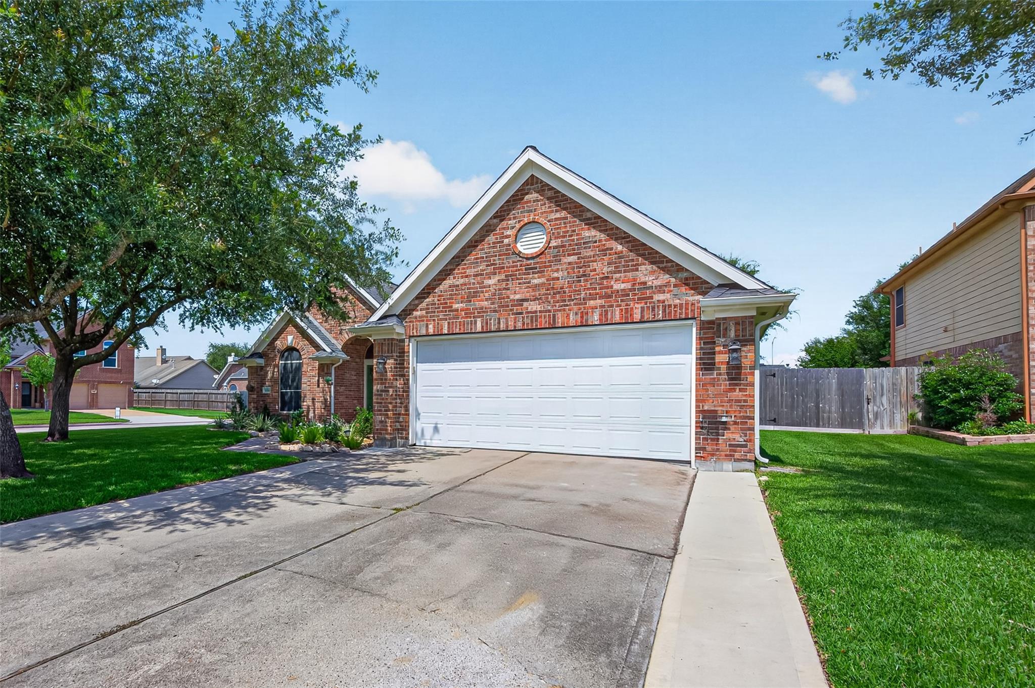 8014 Caribou Court