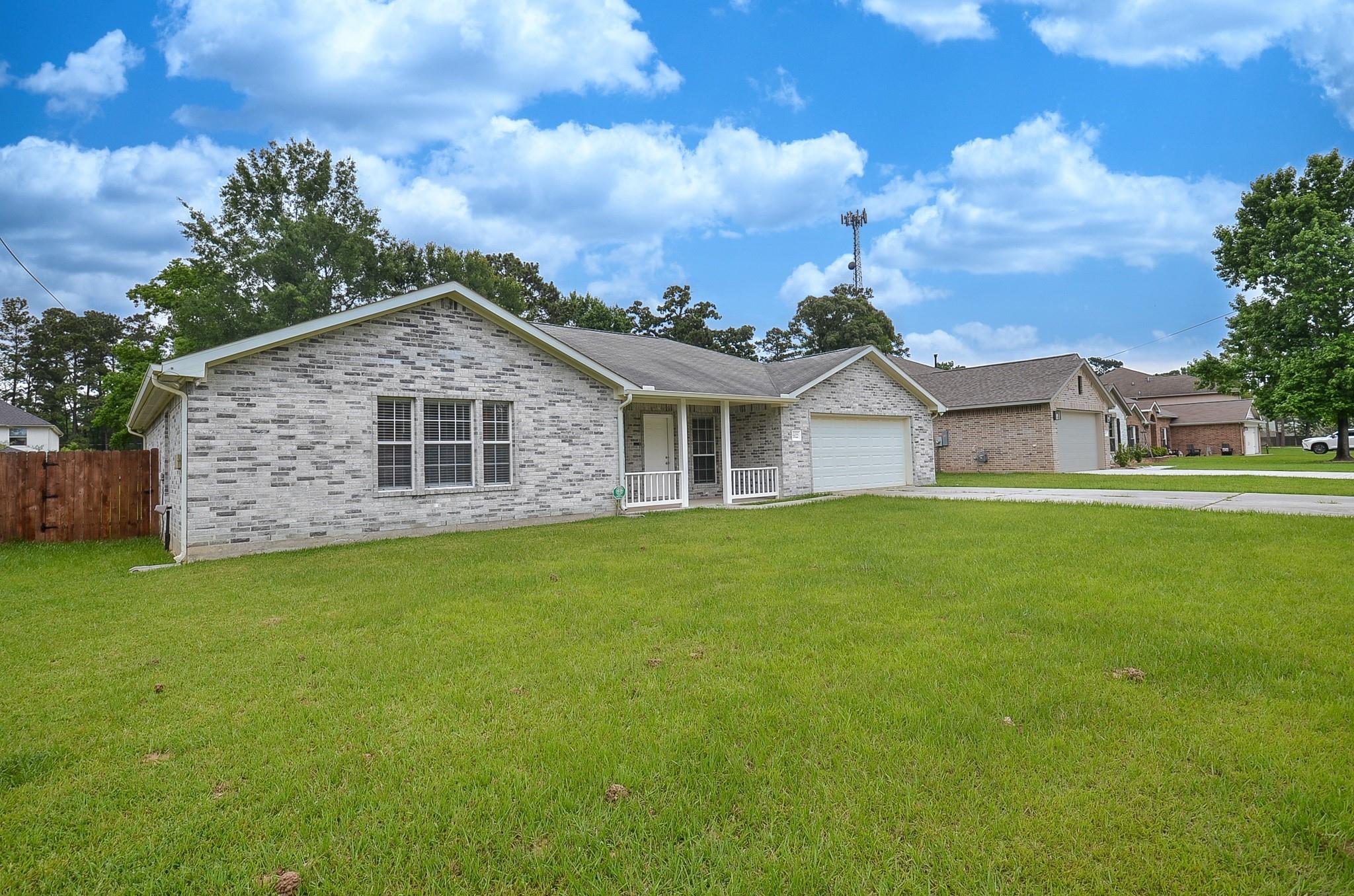6622 Dillon Drive