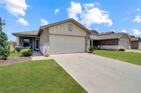 Photo of 14032 Amelia Drive, Conroe, TX 77303 (MLS # 81228117)
