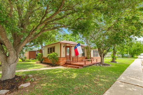 Photo of 1331 W 8th Street, Freeport, TX 77541 (MLS # 56360035)