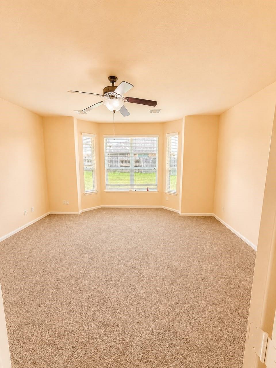 7827 Mesquite Manor Ln