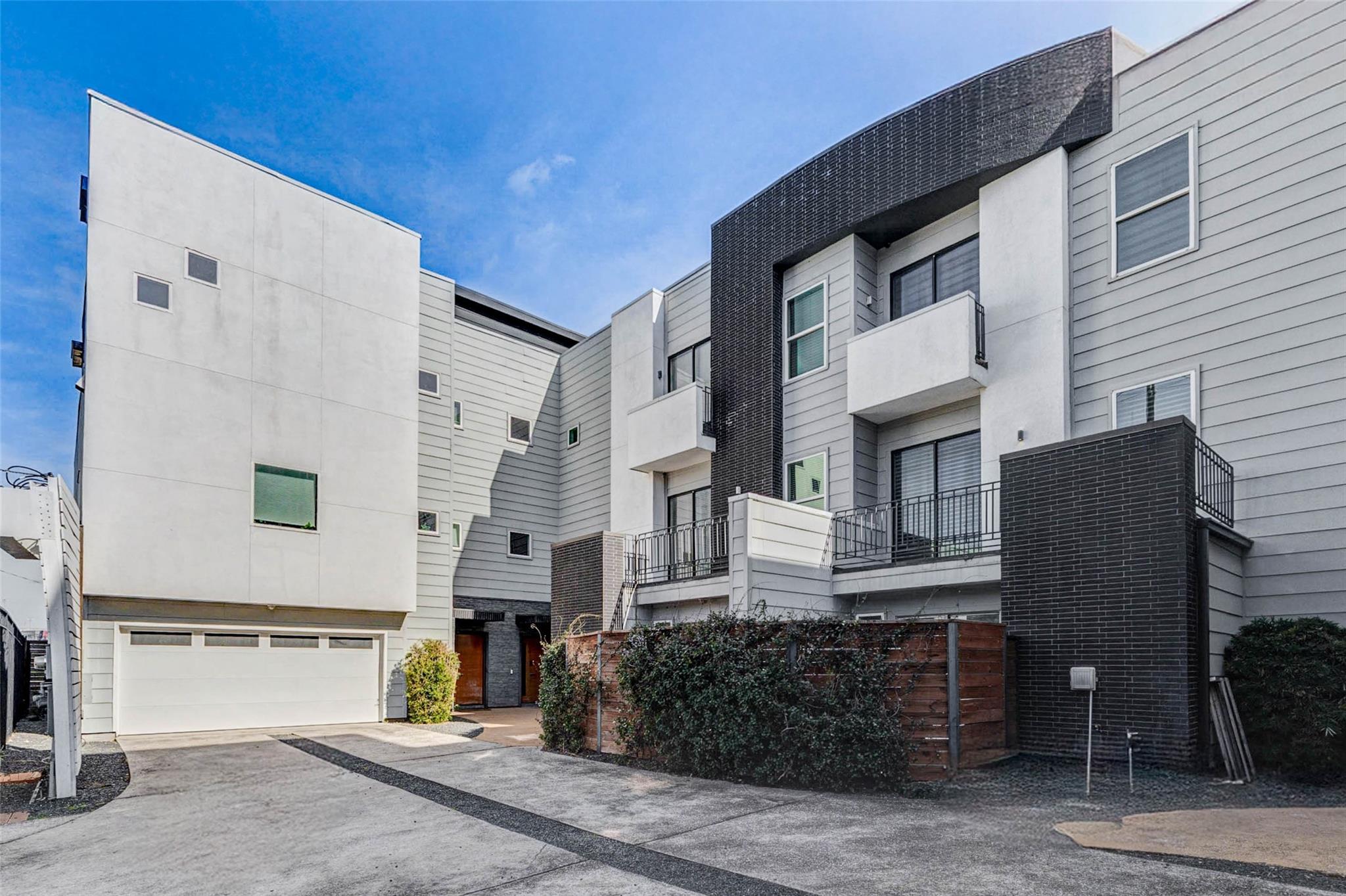 4115 Chartres Street