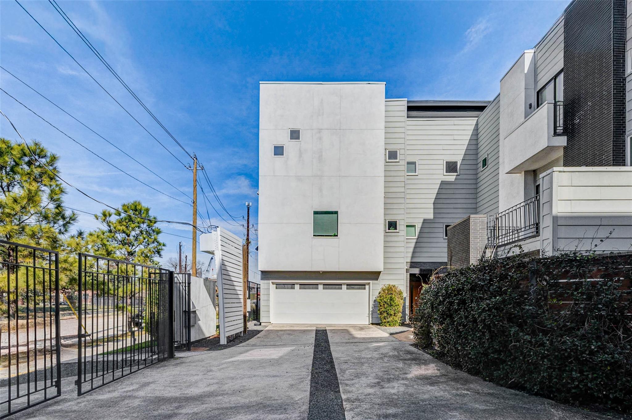 4115 Chartres Street