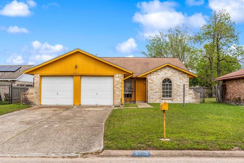 Photo of 2006 Deerhurst Lane, Houston, TX 77088 (MLS # 67269731)