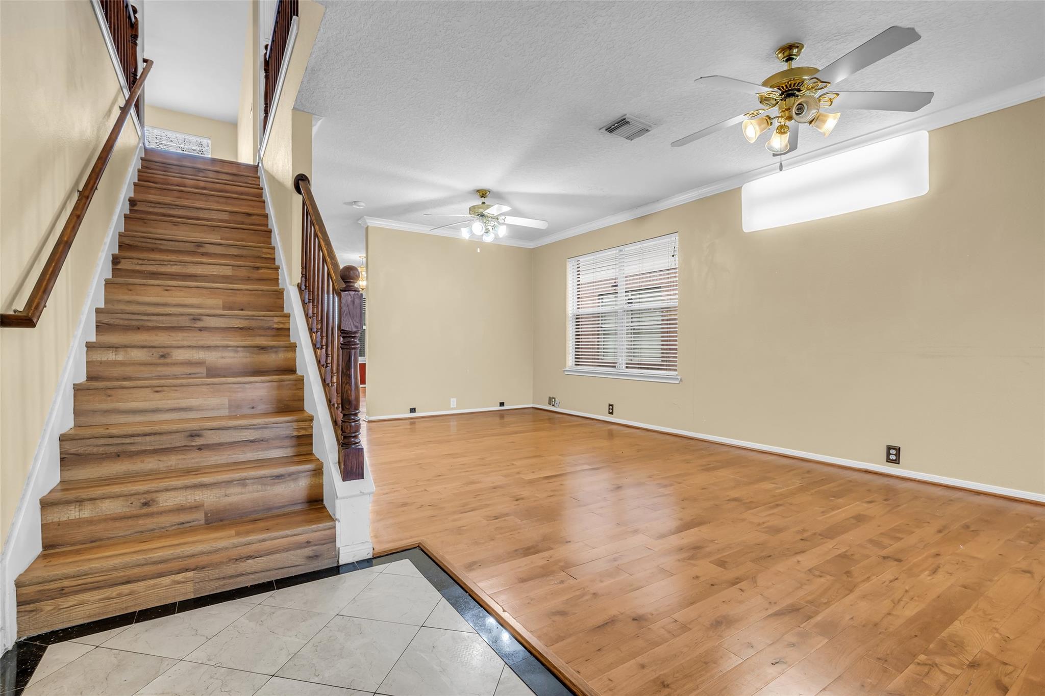 13415 Venice Villa Lane