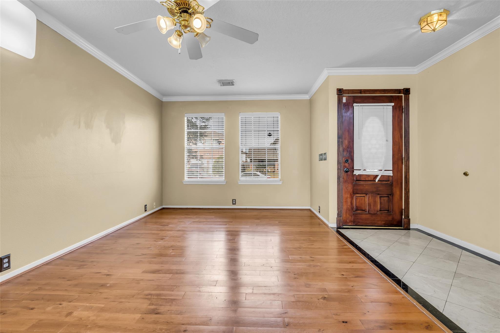 13415 Venice Villa Lane