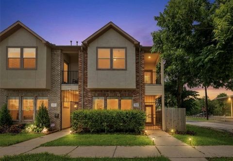Photo of 5545 Cornish Street, Houston, TX 77007 (MLS # 57117203)