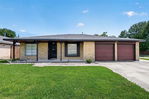 Photo of 3602 Cedarcrest Drive, Pasadena, TX 77503 (MLS # 26206238)