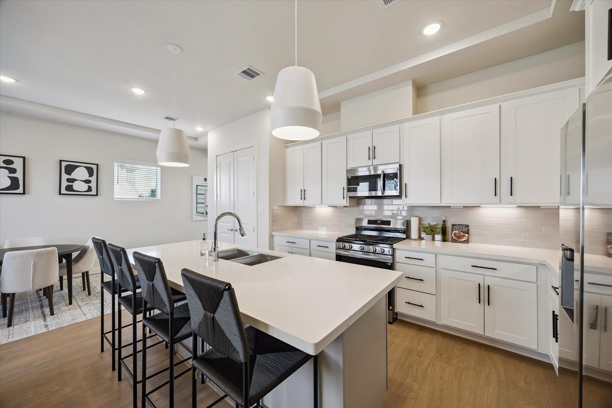 8738 Sugarland Forest Lane