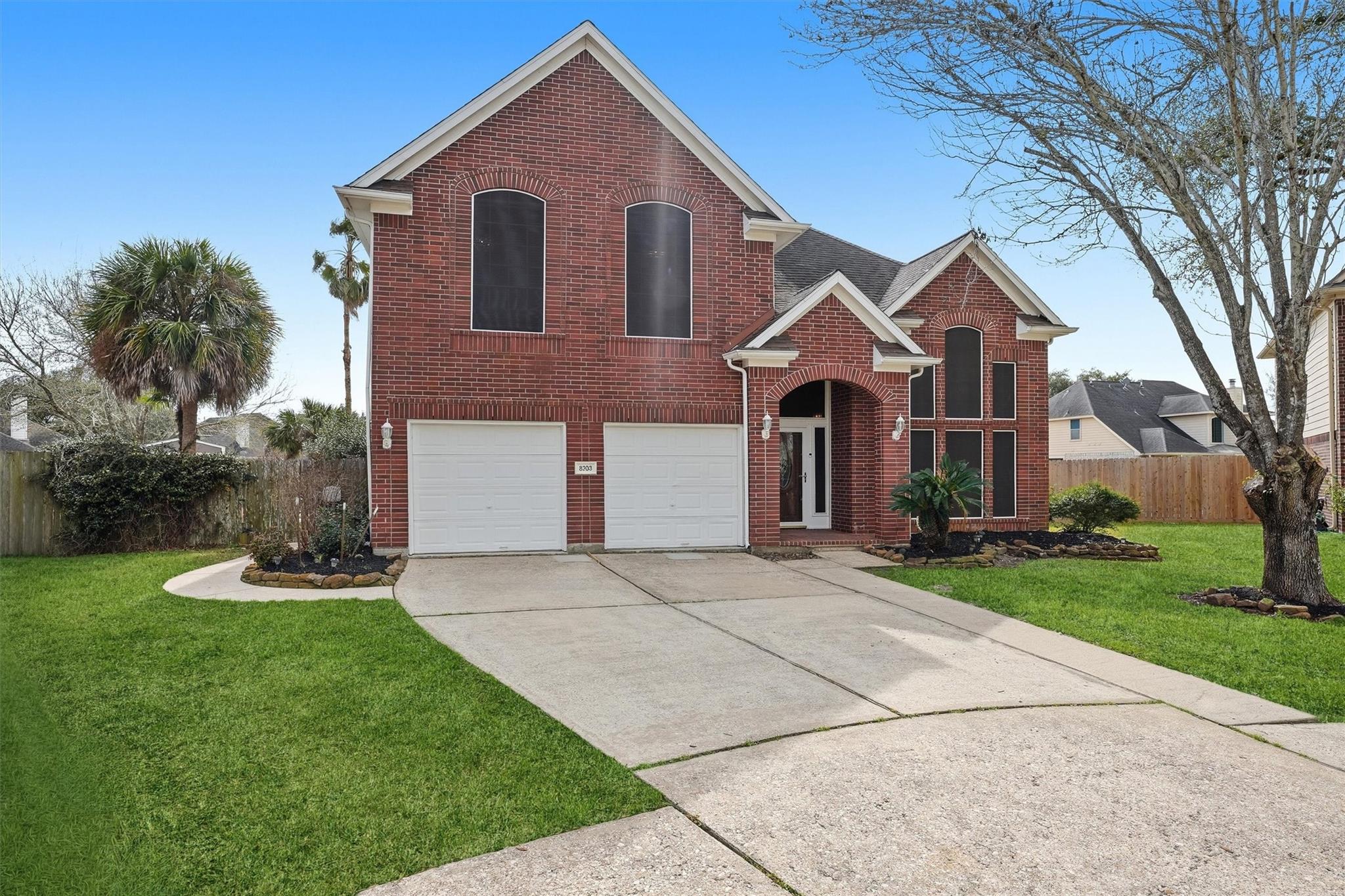 8203 Poplar Court