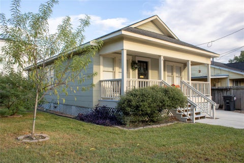 Photo of 4314 Terry Street, Houston, TX 77009 (MLS # 25691665)