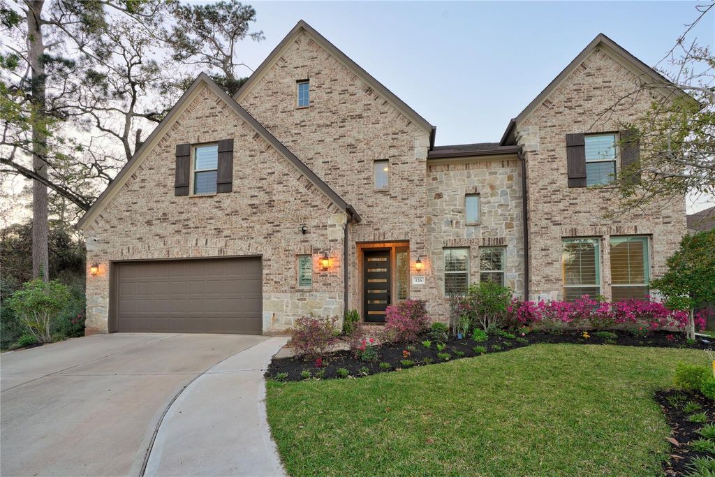 Photo of 126 Keechie Creek Ct, Conroe, TX 77304 (MLS # 64293010)