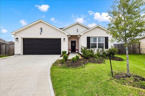 Photo of 4901 Perennial Lane, La Marque, TX 77568 (MLS # 51320310)
