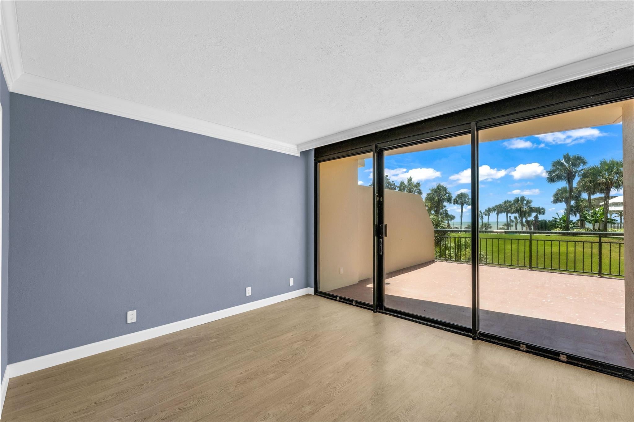 5220 Seawall Boulevard 331