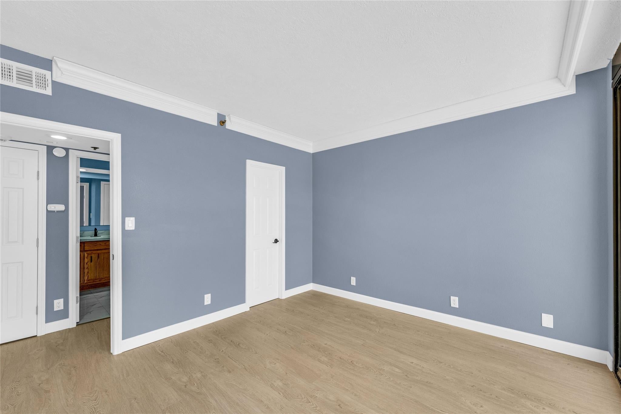 5220 Seawall Boulevard 331