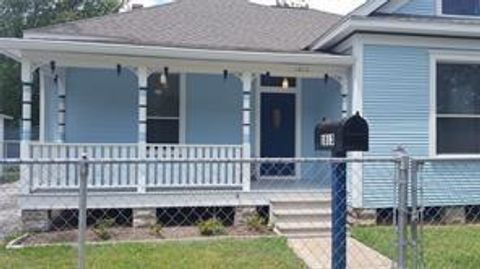 Photo of 1813 Gentry Street, Houston, TX 77009 (MLS # 2526608)