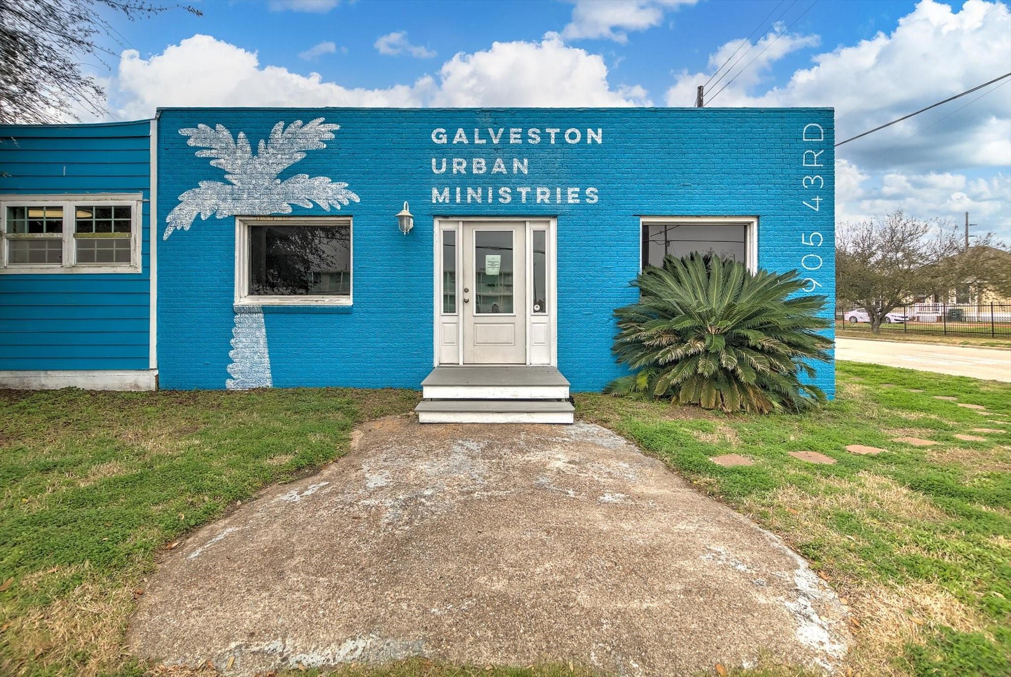 905 43rd Street