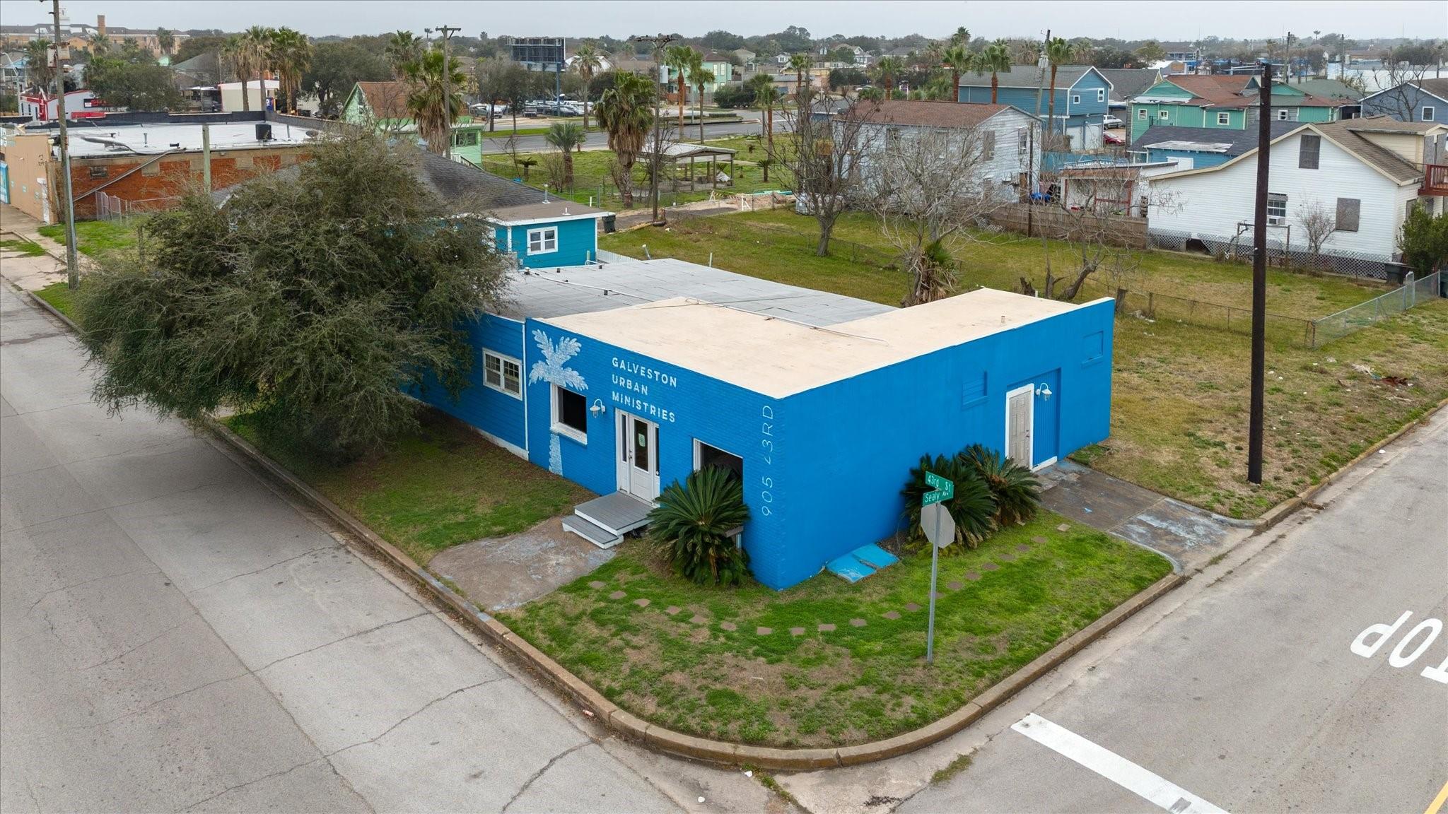 905 43rd Street