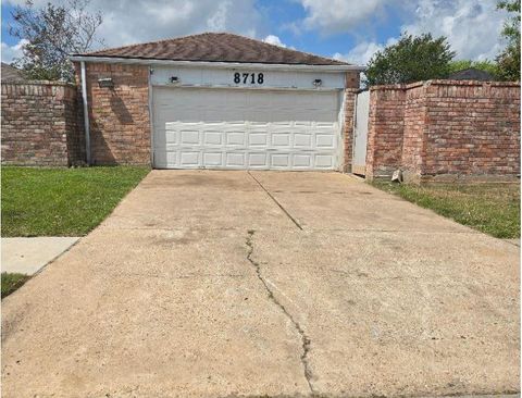 Photo of 8718 Brummel Drive, Houston, TX 77099 (MLS # 22151602)