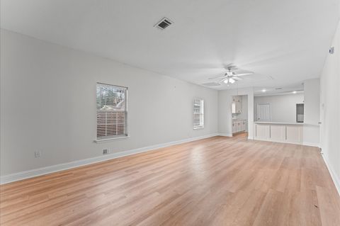 Photo of 320 Delaware Street, Houston, TX 77029 (MLS # 65818329)