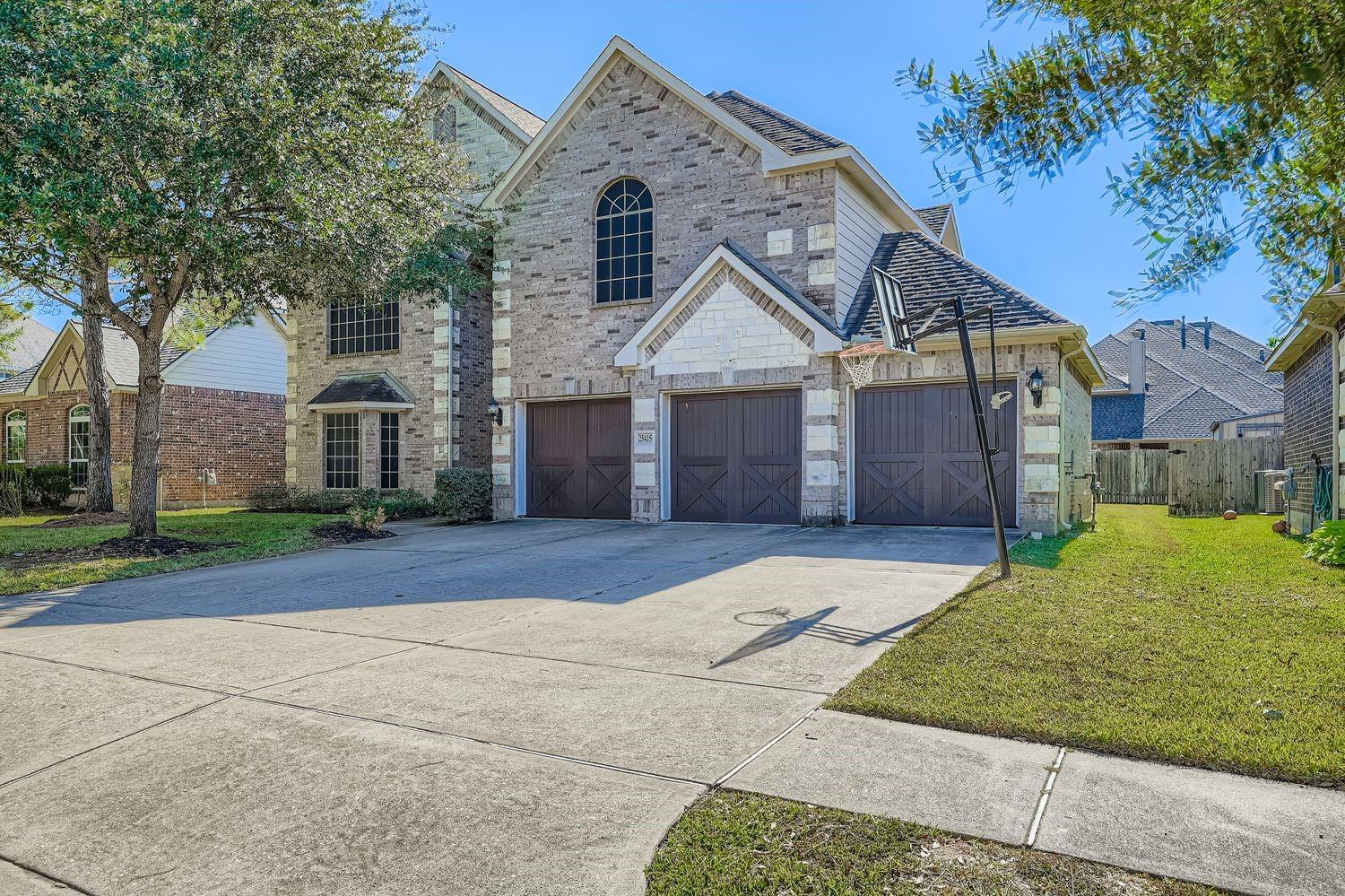 25415 Woodvine Ridge Drive
