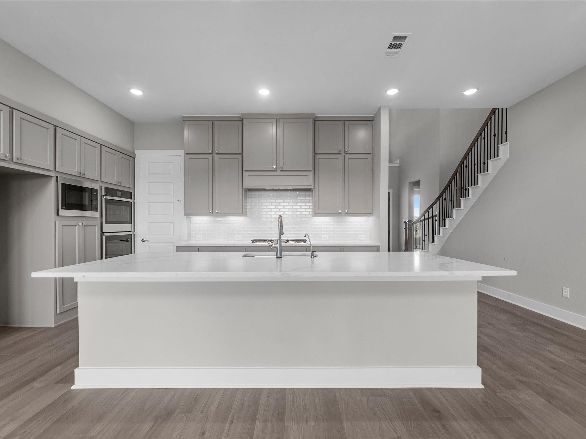2715 Crown Ridge Drive