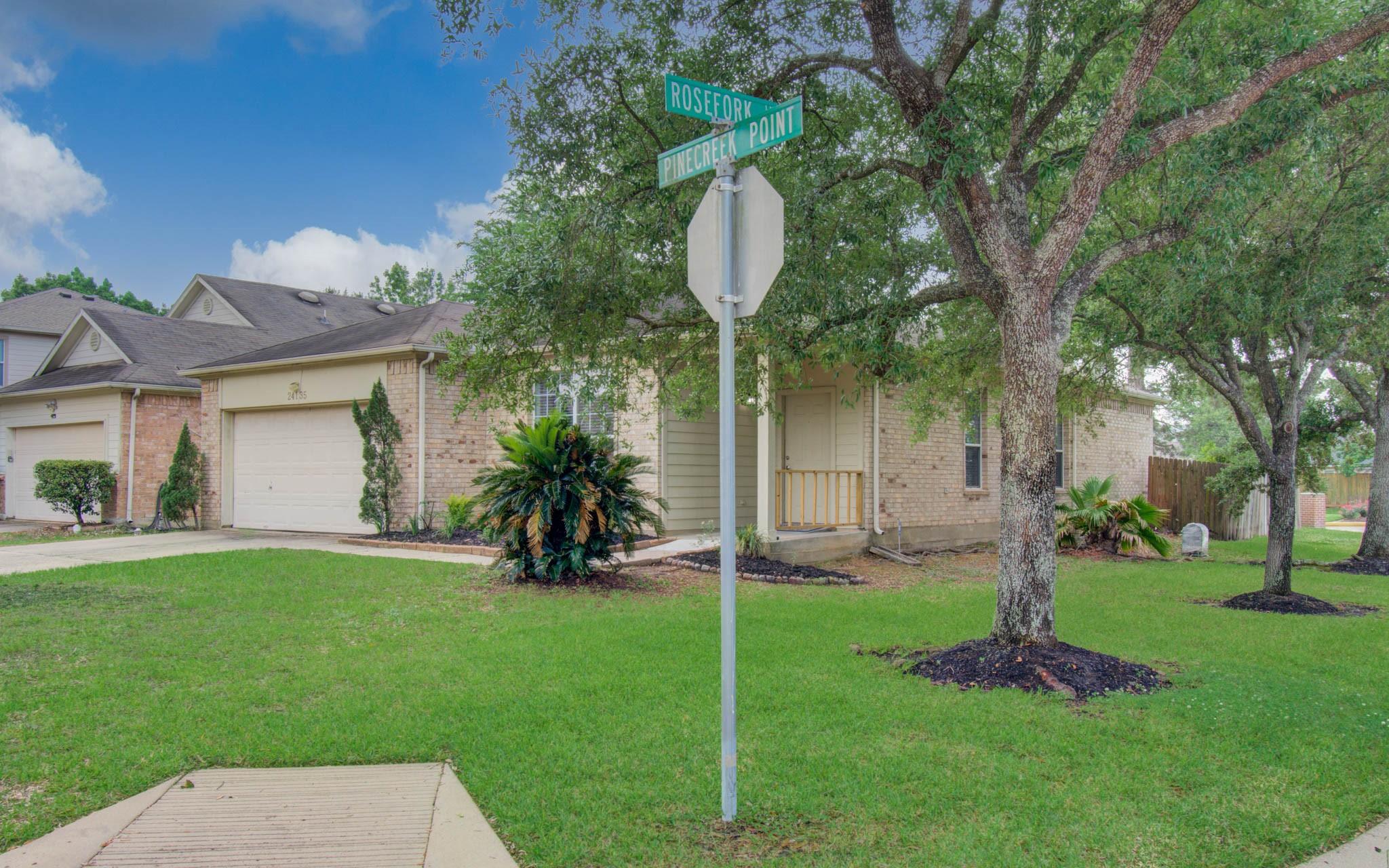 24135 Pinecreek Point
