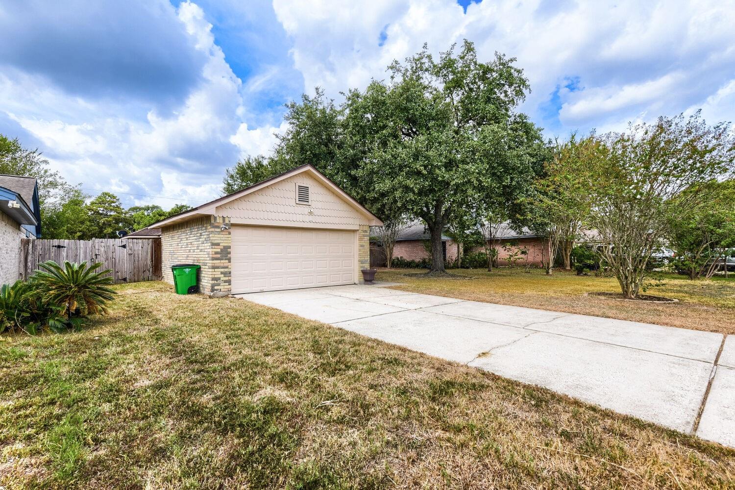 23807 Floragate Drive