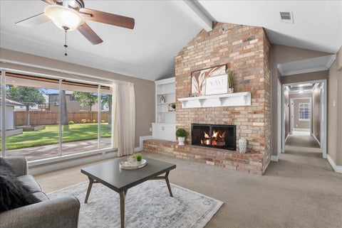 Photo of 2904 Frostwood Circle, Dickinson, TX 77539 (MLS # 38788536)