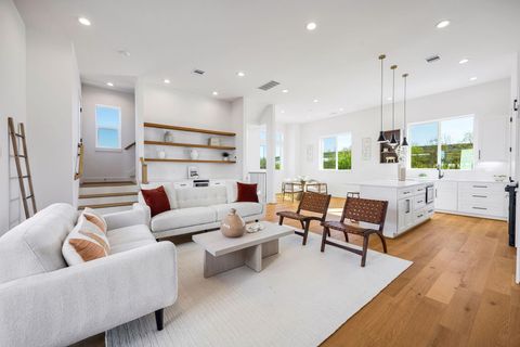 Photo of 2810 Mills Street, Houston, TX 77026 (MLS # 90524719)