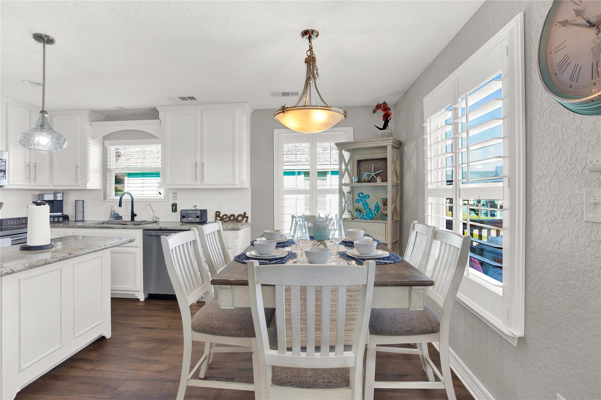 207 Sandpebble Place