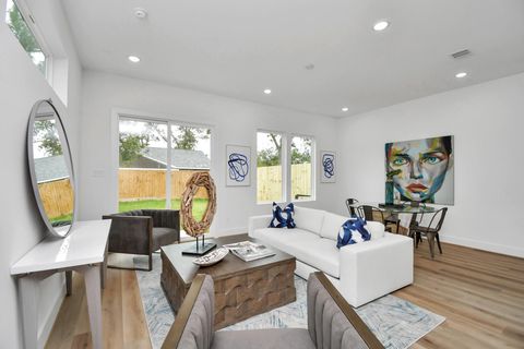 Tiny photo for 2610 Vance Street, Houston, TX 77093 (MLS # 7363680)