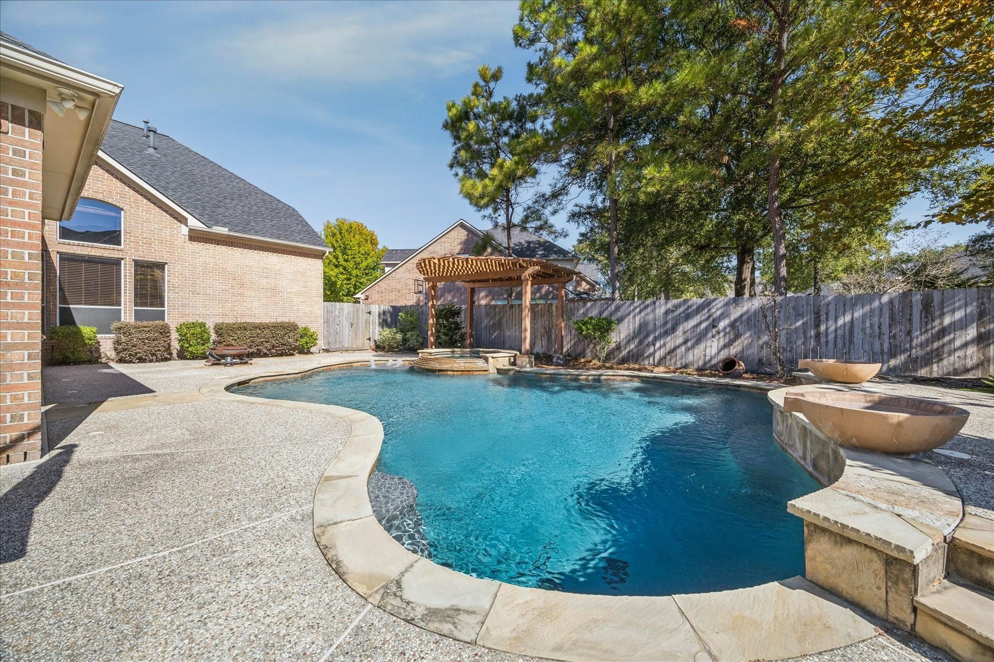 6014 Shady Alcove Court